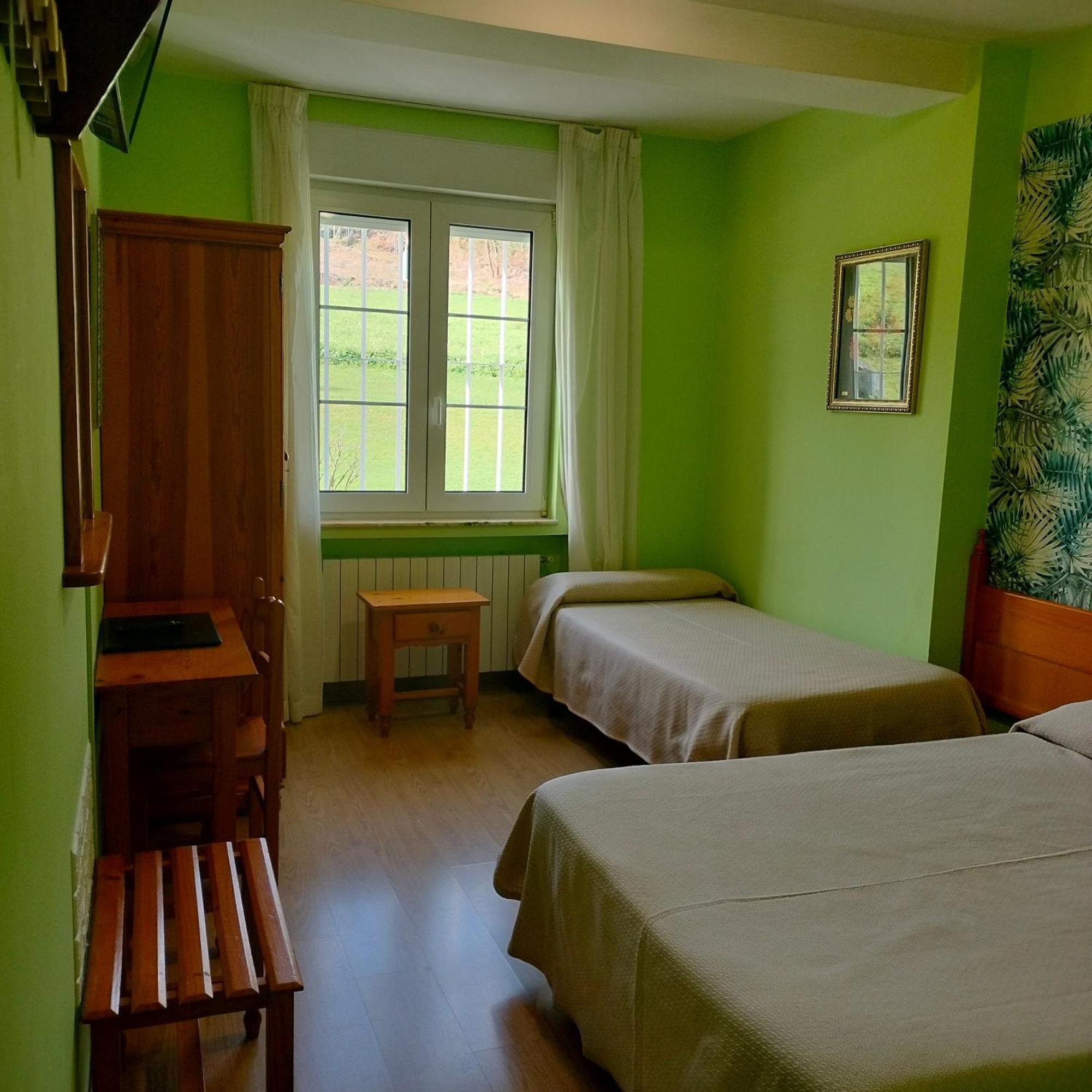 Hotel Capellan Navia Esterno foto